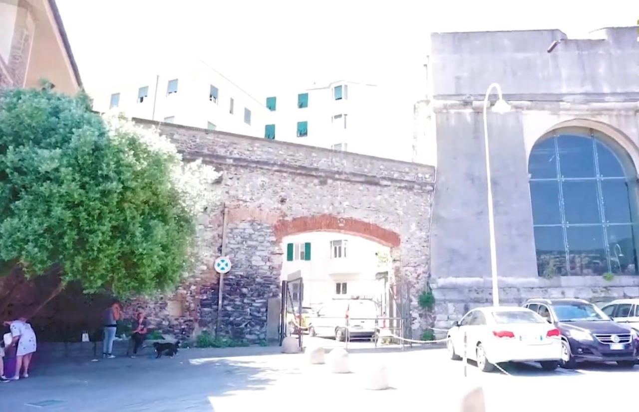 Casa Cimella, Un Nido Nel Cuore Del Porto Antico Cod Citra 010025-Lt-2629 Genua Exteriör bild