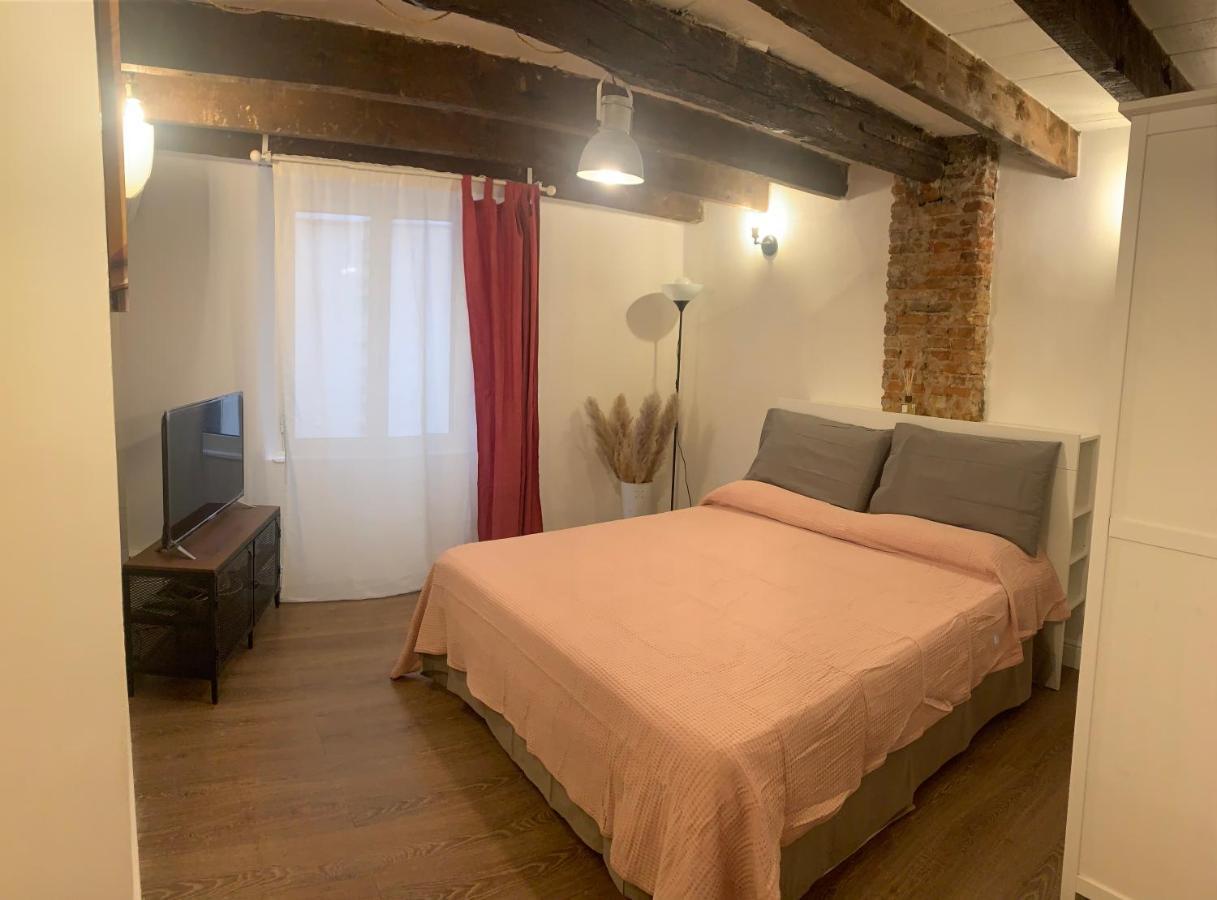 Casa Cimella, Un Nido Nel Cuore Del Porto Antico Cod Citra 010025-Lt-2629 Genua Exteriör bild