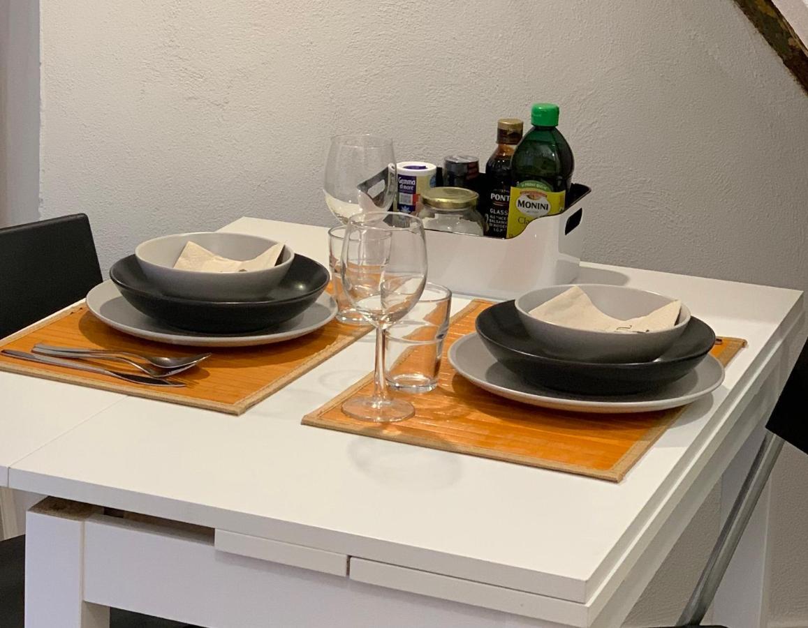 Casa Cimella, Un Nido Nel Cuore Del Porto Antico Cod Citra 010025-Lt-2629 Genua Exteriör bild