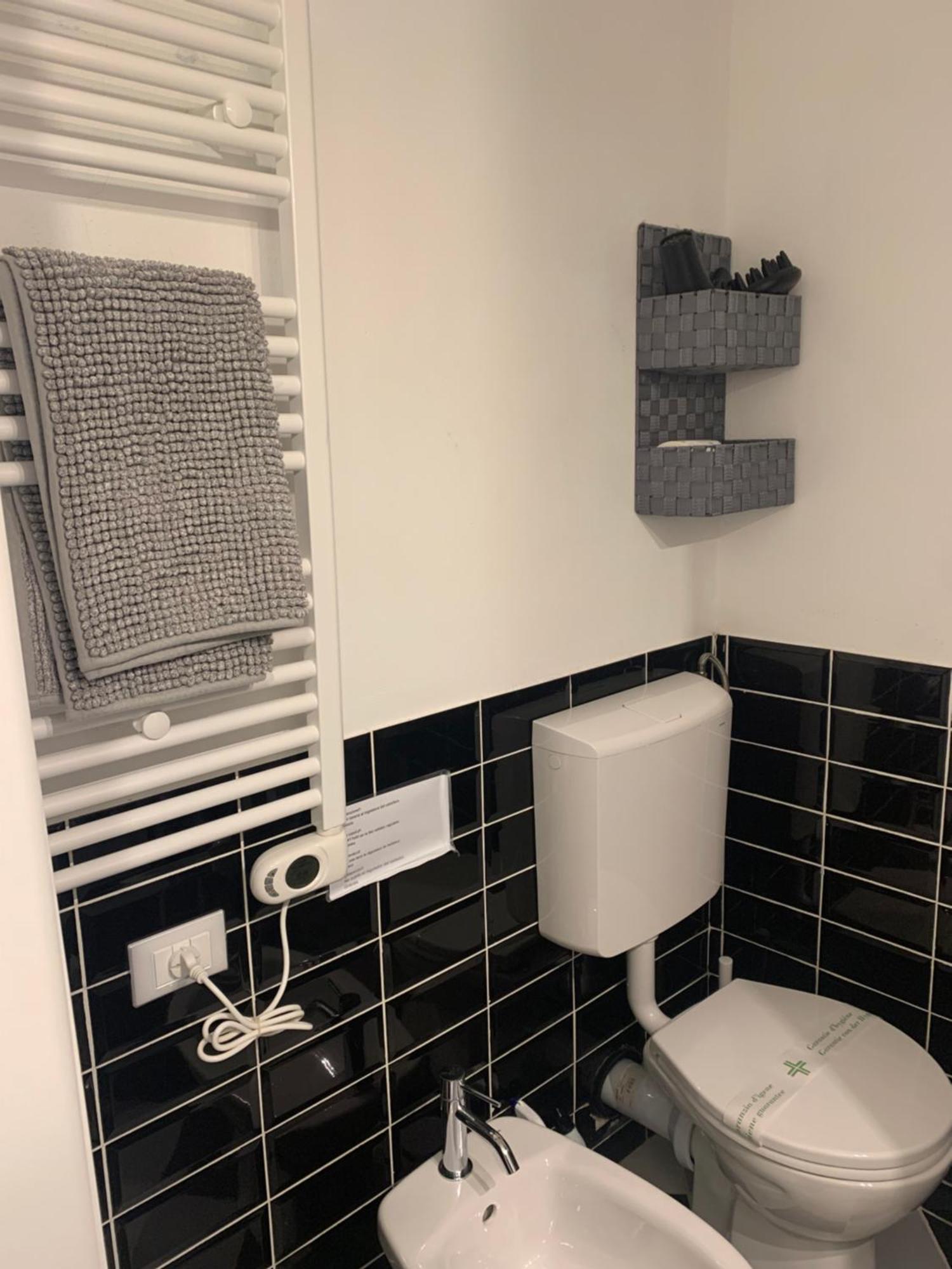 Casa Cimella, Un Nido Nel Cuore Del Porto Antico Cod Citra 010025-Lt-2629 Genua Exteriör bild